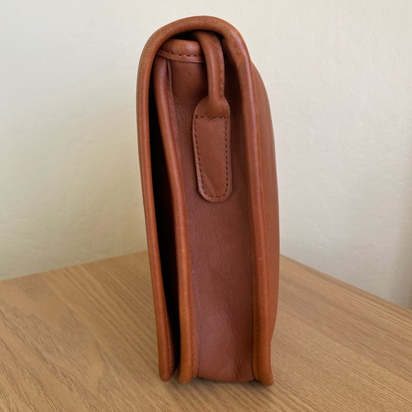 Coach 9620 - Picture 5 of 12